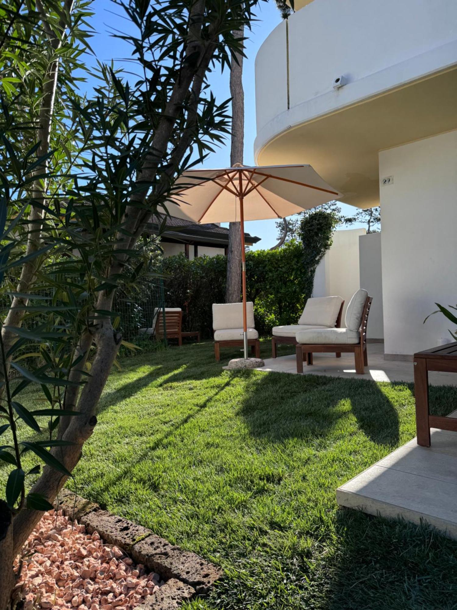 Villa Vittoria Lignano Sabbiadoro Exterior photo